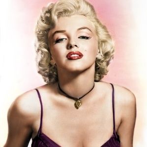 Meet your Posher, Elena